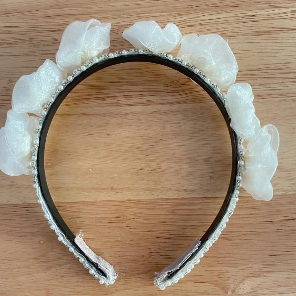Girl Toddler Princess White Flower Black Base Headband Wedding Bridal Hair - Picture 2 of 5